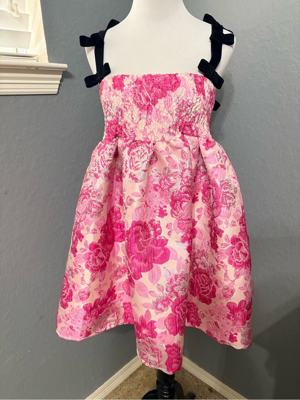 Meet Me in Santorini Pink Floral Jacquard Dress w/ velvet bow straps size small